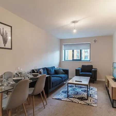 Spacious 2 Bed Apartment In Manchester Centre Exterior photo