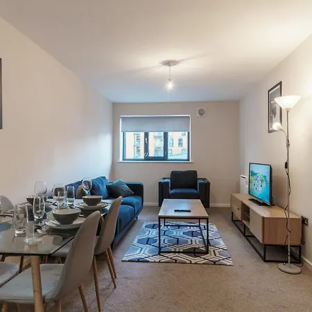 Spacious 2 Bed Apartment In Manchester Centre Exterior photo