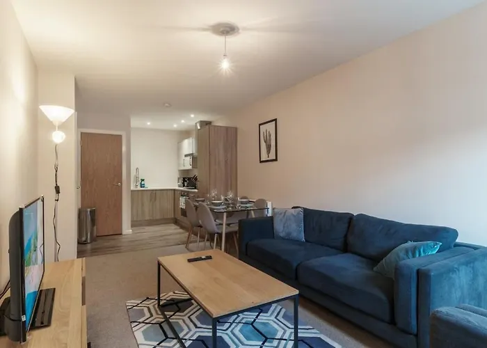 Spacious 2 Bed Apartment In Manchester Centre