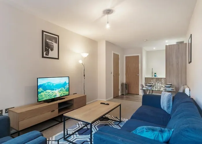 Spacious 2 Bed Apartment In Manchester Centre